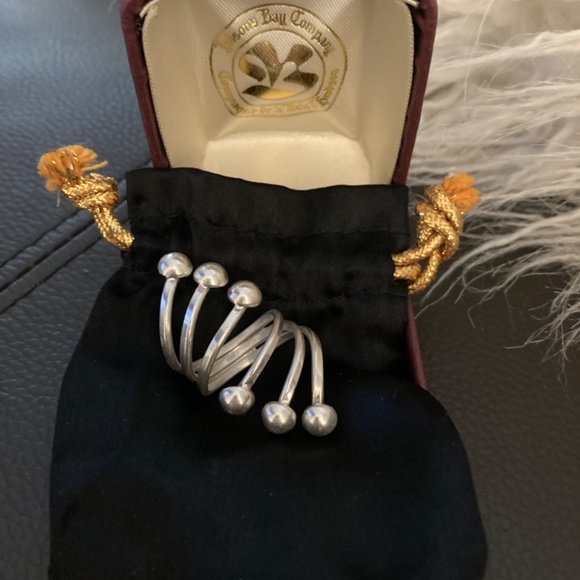 .925 Large Sterling Silver ring - Picture 13 of 13